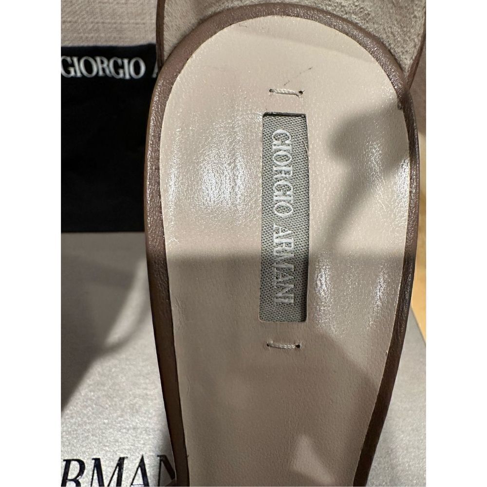 Giorgio Armani Women’s elegant pumps size EU 38 and size EU 39, NIB - Picture 6 of 13